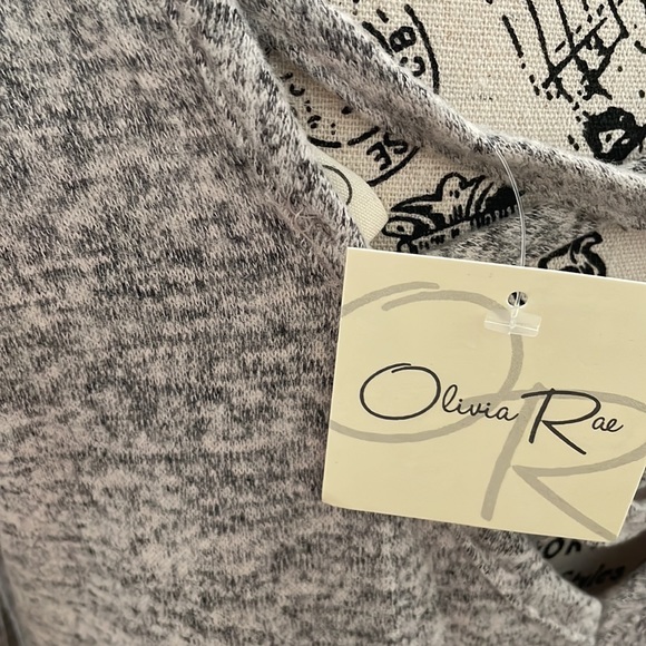 Soft cream dress - Picture 6 of 7